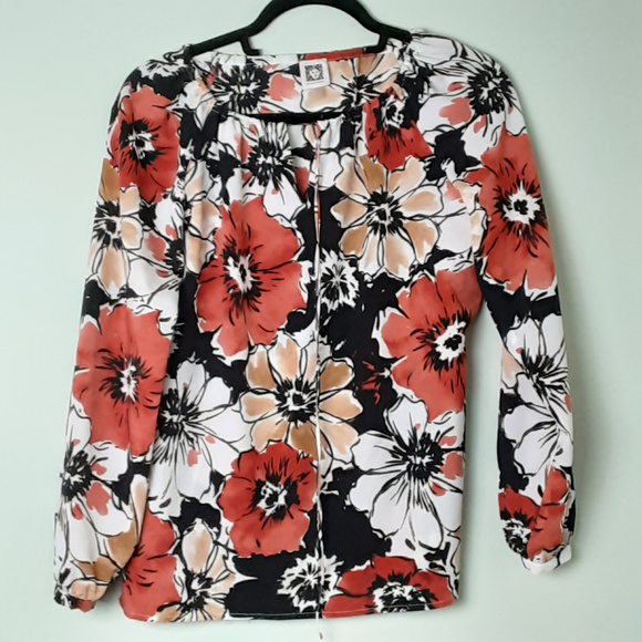 Anne Klein Tops - Anne Klien Size Small Blouse Floral Print tie Fnt